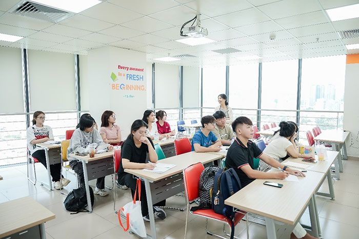 Trường đại học áp dụng ưu đãi nhập học, giúp thí sinh trải nghiệm “làm sinh viên” sớm