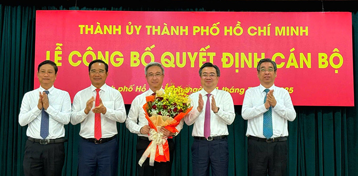 Chuẩn y ông Đặng Minh Thông giữ chức Phó Bí thư Thành ủy TP.HCM (mới)