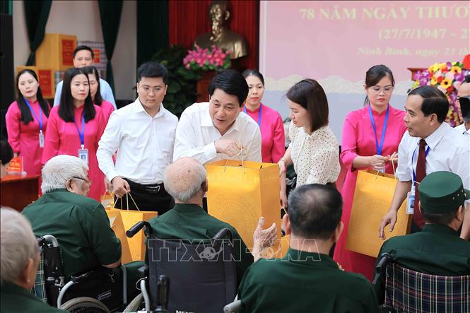 Chủ tịch nước Lương Cường: Chính sách ưu đãi người có công là nhiệm vụ thường xuyên, lâu dài