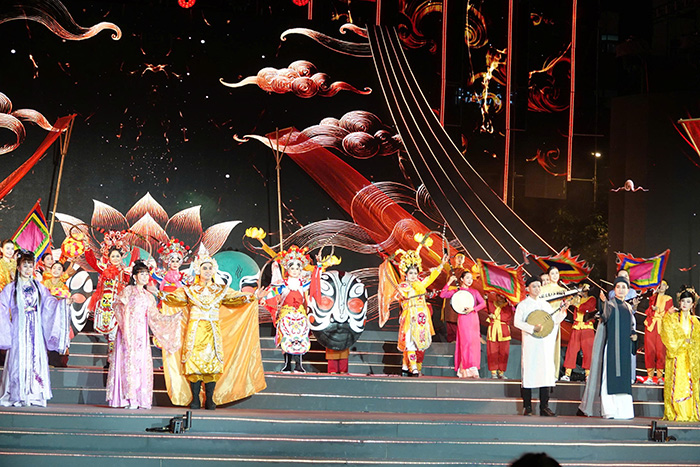 Chương trình nghệ thuật “TP.HCM – Rạng rỡ kỷ nguyên mới”