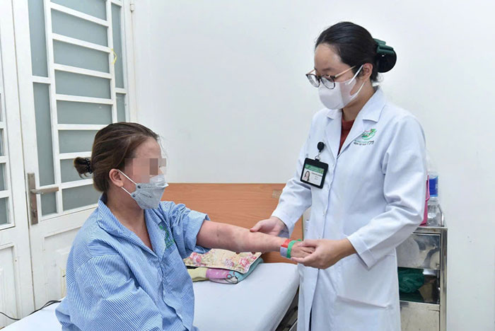 Nguy kịch vì uống “thuốc giảm cân, collagen” không rõ nguồn gốc