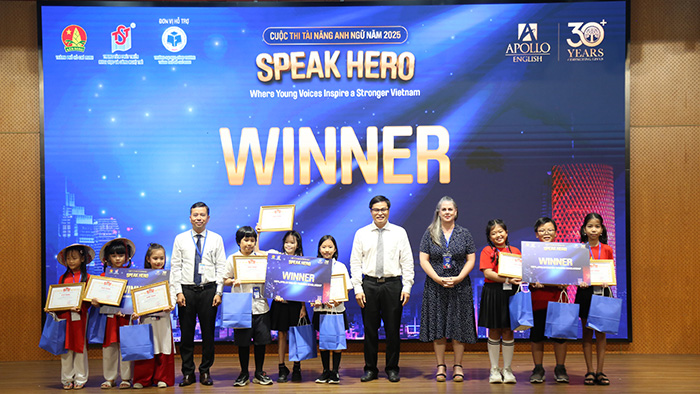 Trao giải cuộc thi Tài năng Anh ngữ năm 2025