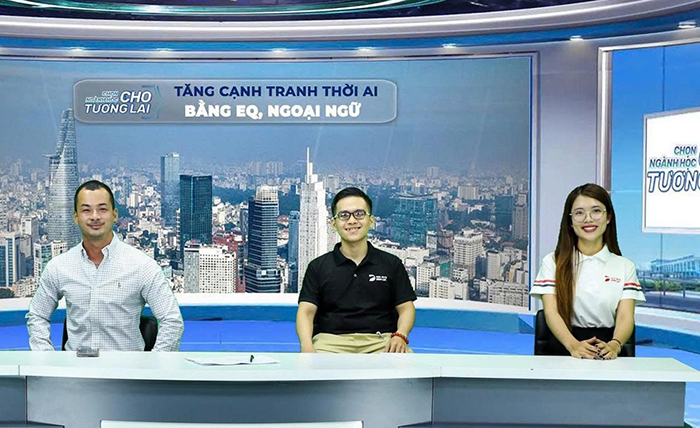 Tăng lợi thế cạnh tranh thời AI bằng EQ, ngoại ngữ và Linearthinking