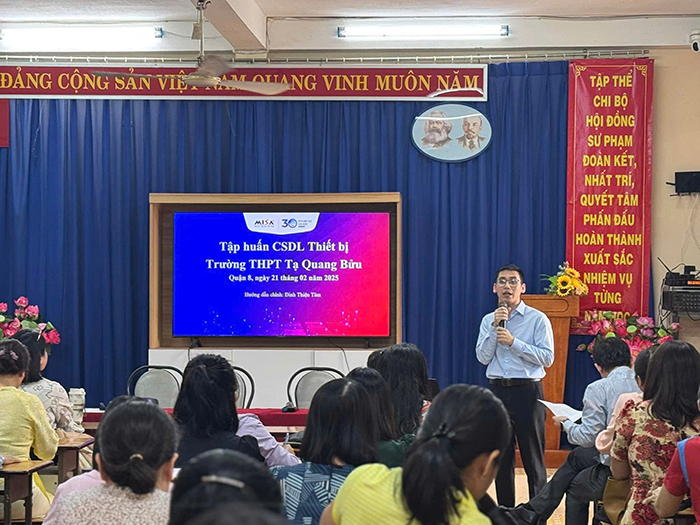 Thúc đẩy chuyển đổi số xây dựng trường học hạnh phúc