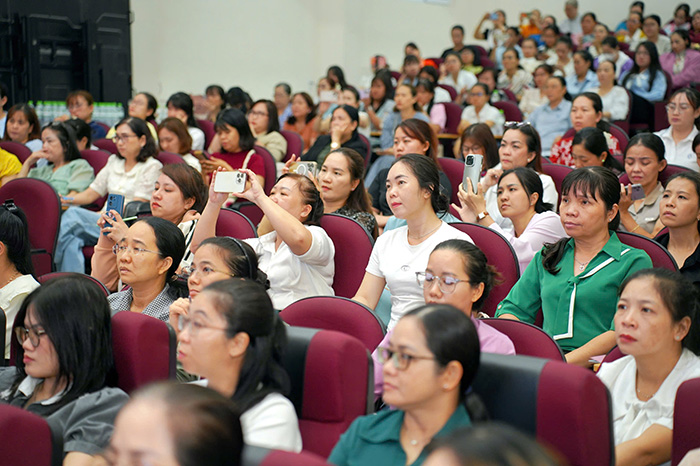 Nhiều điểm mới trong bồi dưỡng hè cho giáo viên TP.HCM