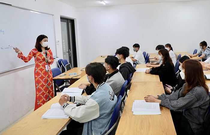 Đề xuất nhiều điểm mới trong tuyển sinh, bồi dưỡng kiến thức dự bị ĐH