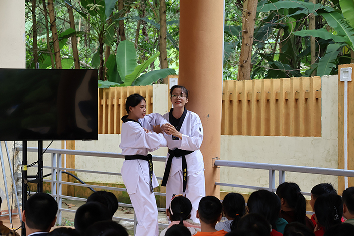 Dạy trẻ những kỹ năng an toàn