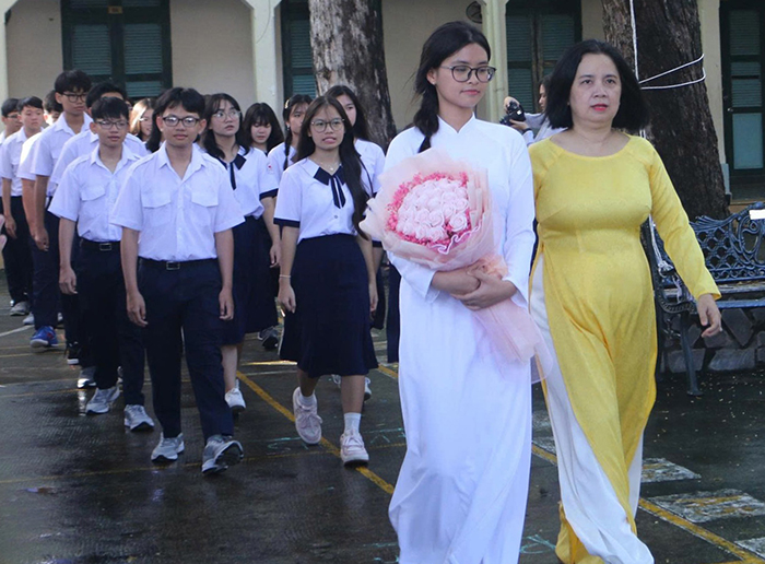 Năm học đầu tiên sau thống nhất