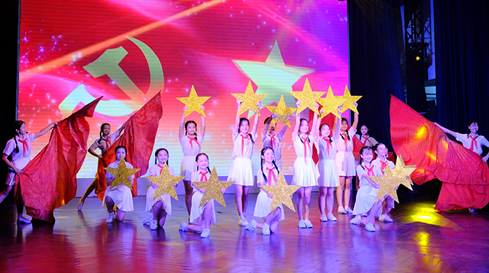 Thiếu nhi thành phố “Ca ngợi Tổ quốc”