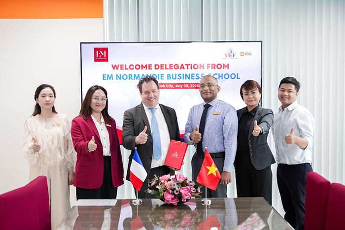 Học tại UEF không lo thiếu hoạt động gặp gỡ, học tập cùng sinh viên quốc tế