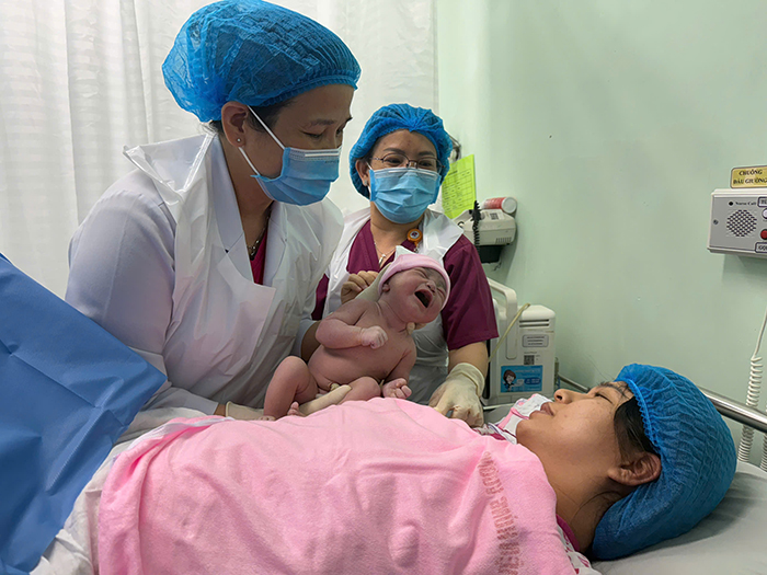 TP.HCM: Thưởng 5 triệu đồng cho phụ nữ sinh đủ 2 con trước 35 tuổi