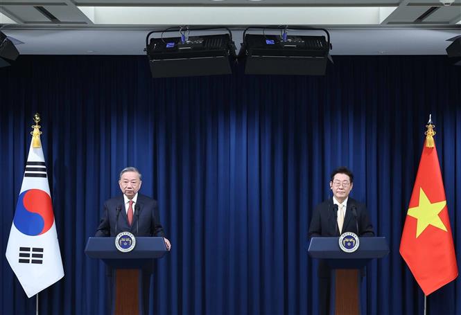 Tổng Bí thư Tô Lâm và Tổng thống Hàn Quốc Lee Jae Myung gặp gỡ báo chí