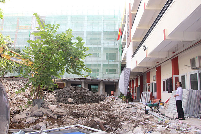 Chậm tiến độ xây dựng, nhiều trường “lo sốt vó” trước thềm năm học mới