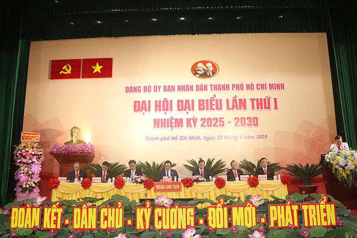 Đảng bộ UBND TP.HCM tiếp tục đoàn kết góp phần xây dựng phát triển TP