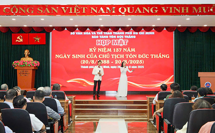 Họp mặt kỷ niệm 137 năm ngày sinh của Chủ tịch Tôn Đức Thắng