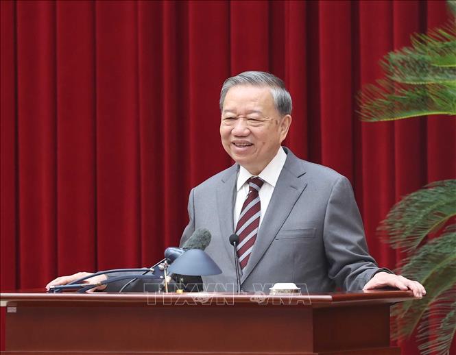 Tổng Bí thư: Trí thức, nhà khoa học, văn nghệ sỹ tiếp tục là lực lượng tiên phong mở đường cho dân tộc tiến lên mạnh mẽ