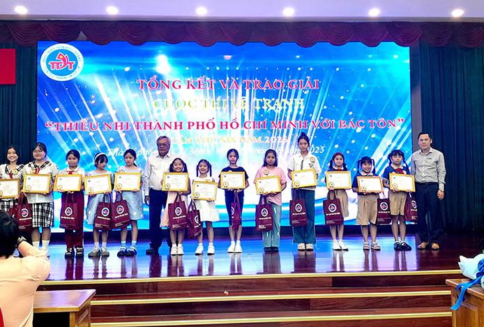 Tổng kết cuộc thi vẽ tranh “Thiếu nhi TP.HCM với Bác Tôn”