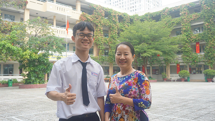 Thủ khoa ngành dược chia sẻ bí quyết học tập