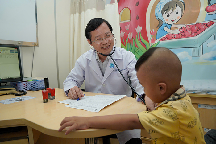 Tình trạng béo phì trẻ em: Điều trị không chỉ là giảm cân