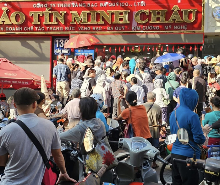 Thị trường vàng bao giờ mới bình ổn?