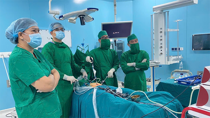 TP.HCM: Một ngày hai trường hợp viêm ruột thừa được mổ nội soi tại Côn Đảo