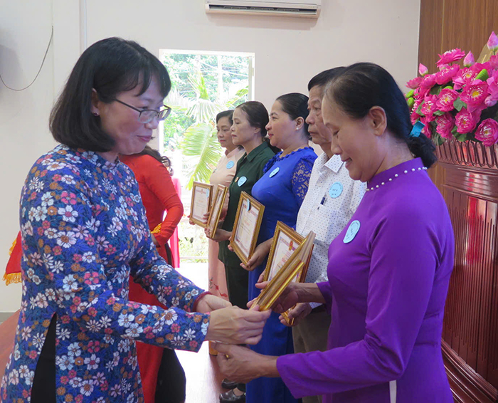 Phường Bình Quới tuyên dương cá nhân điển hình tiên tiến giai đoạn 2021-2025