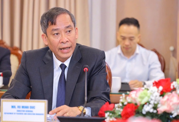 Cục trưởng Cục Nhà giáo và Cán bộ quản lí giáo dục Vũ Minh Đức: Hành vi “kéo tóc, ghìm cô giáo xuống, giằng lại đồ chơi” của học sinh lớp 7 là nghiêm trọng, ảnh hưởng xấu đến môi trường giáo dục