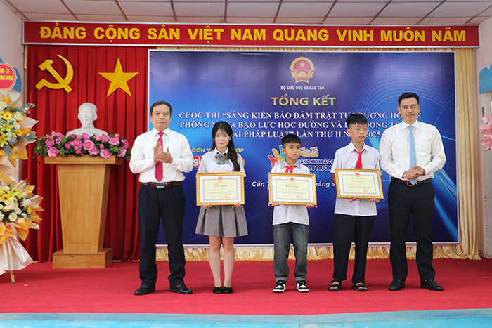  Giải pháp trong phòng chống bạo lực học đường và lao động trẻ em