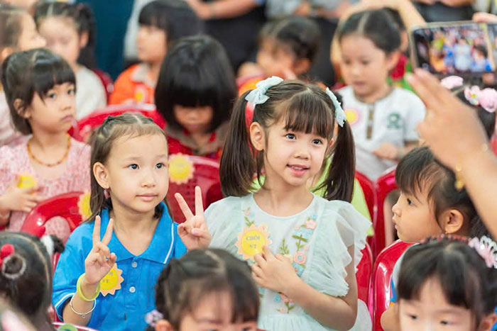 TP.HCM dự kiến hỗ trợ học phí trẻ mầm non, học sinh phổ thông ngoài công lập bằng 100% công lập