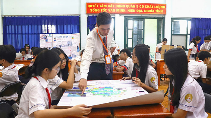 Năm học mới, TP.HCM thí điểm đưa tiếng Anh trở thành ngôn ngữ thứ 2 tại 39 trường