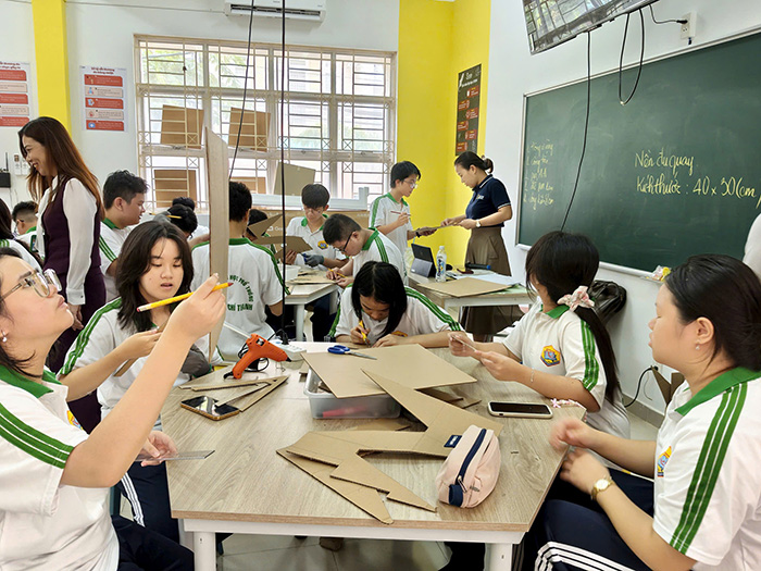 Nhiều lợi thế khi đưa STEM vào trường phổ thông