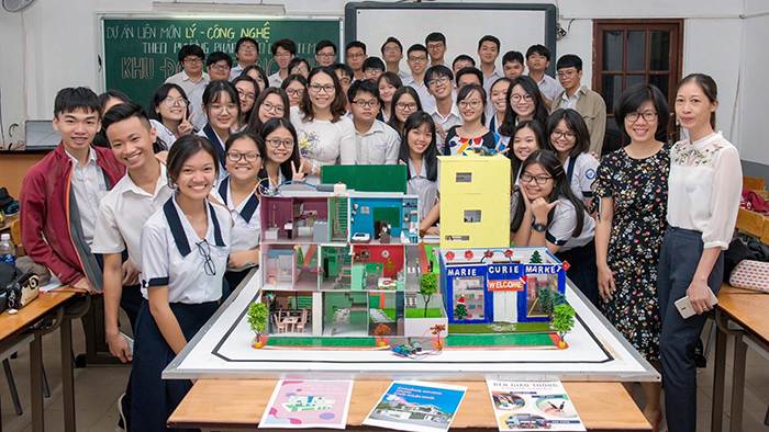 Câu chuyện ông tỷ phú và bài học cho giới trẻ