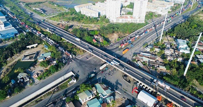 TP.HCM chốt tiến độ hai nút giao lớn khu Đông