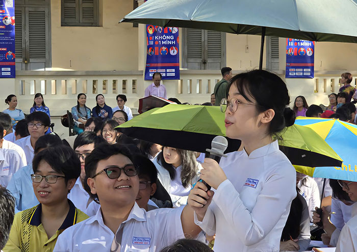 Phát động chiến dịch “Không một mình – cùng nhau an toàn trực tuyến” trong toàn ngành giáo dục TP.HCM