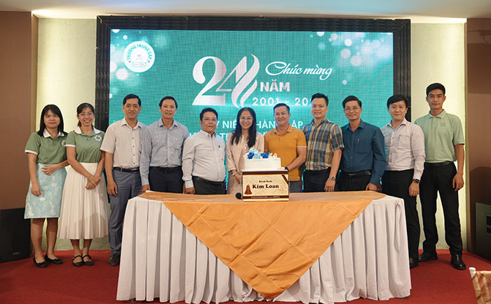 Trường Trung cấp Vạn Tường kỷ niệm 24 năm thành lập – Hành trình đào tạo nghề vững chắc cho thế hệ trẻ