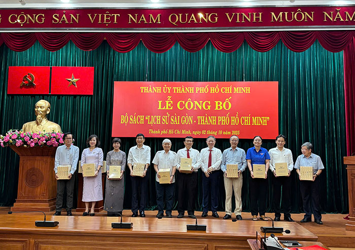 TP.HCM: Lần đầu có một bộ thông sử hoàn chỉnh “Lịch sử Sài Gòn – TP.HCM”