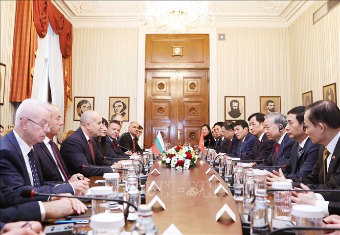 Tuyên bố chung Việt Nam và Bulgaria về thiết lập Đối tác chiến lược
