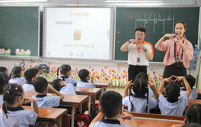 TP.HCM nhiều thuận lợi khi dạy tiếng Anh bắt buộc từ lớp 1