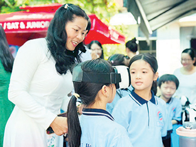 “Bình dân học vụ số” phủ khắp đời sống ngành giáo dục: Cú hích khơi thông dòng chảy chuyển đổi số