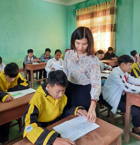 Giữ ngọn lửa nghề trên vùng đất khó