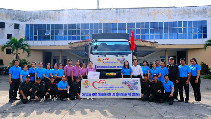 Cần Thơ tiếp tục hướng về miền Trung ruột thịt