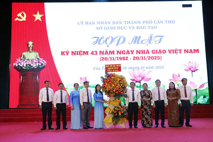 Ngành giáo dục Cần Thơ tiếp tục phấn đấu xứng đáng là trung tâm giáo dục của khu vực và cả nước