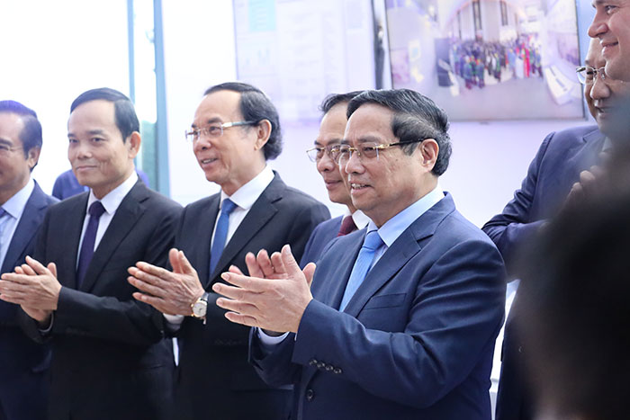 TP.HCM khai mạc Diễn đàn Kinh tế mùa thu 2025, quy tụ hơn 1.500 đại biểu trong nước và quốc tế