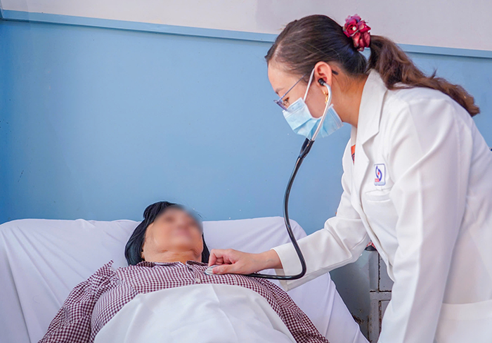 TP.HCM: Đã có đến 304 người bị ngộ độc thực phẩm sau ăn bánh mì