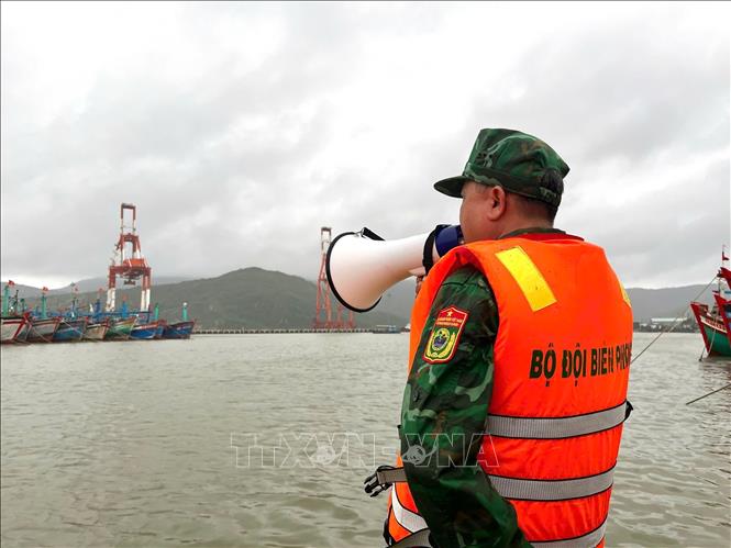 Năm tỉnh, thành phố khu vực Trung Bộ, Tây Nguyên cấp bách ứng phó bão số 13