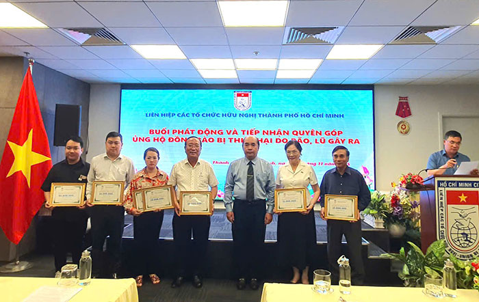 Liên hiệp các tổ chức hữu nghị TP.HCM phát động và tiếp nhận quyên góp ủng hộ đồng bào bị thiệt hại do thiên tai