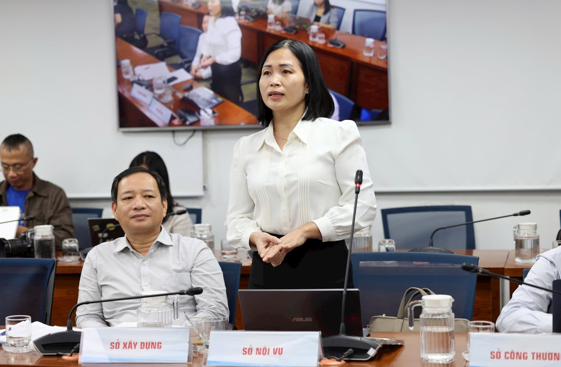 TP.HCM nói gì về việc cán bộ, công chức làm việc sáng thứ bảy?