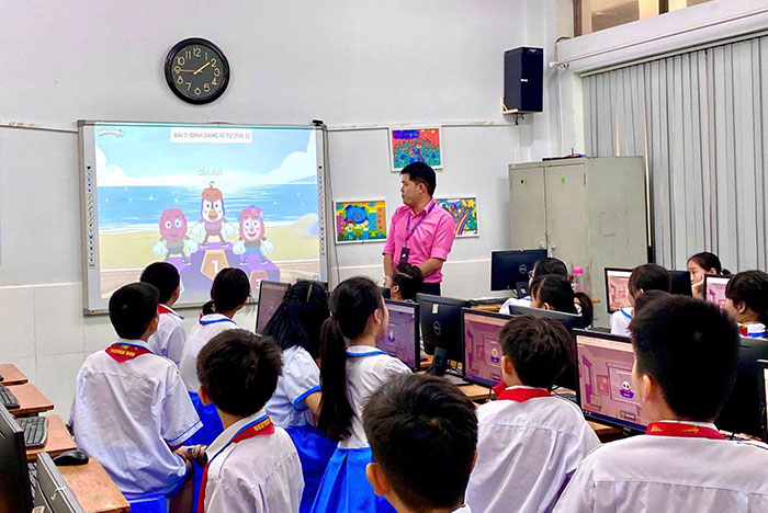 TP.HCM đề xuất hỗ trợ tối đa 2,1 triệu đồng/tháng cho học sinh nghèo, cận nghèo, khuyết tật, mồ côi