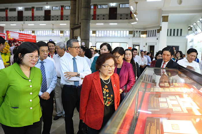 TP.HCM: Hơn 800 lượt khách tham quan triển lãm đồng tiền Việt Nam