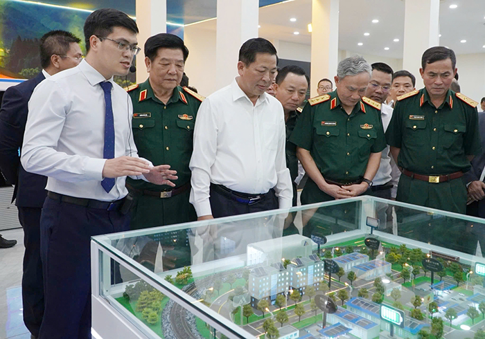 Khánh thành phòng mô phỏng điều khiển và khai thác đường sắt tốc độ cao  